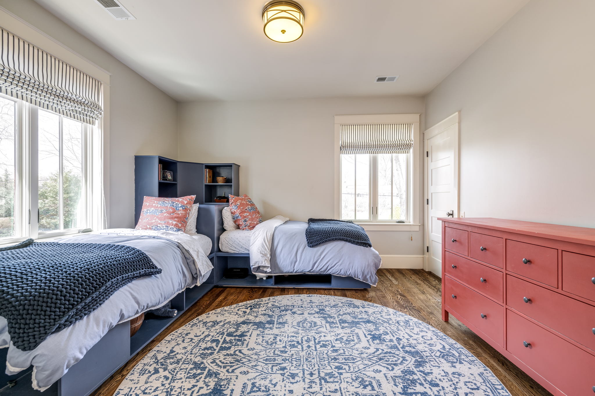 00084_M1A2736_7_8_9_2333 Trott Ave, Vienna, VA 22181 Rebecca Rushforth