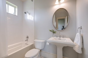00100_M1A2815_6_7_8_2333 Trott Ave, Vienna, VA 22181 Rebecca Rushforth