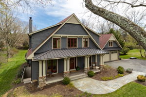 00025_M1A3045_2333 Trott Ave, Vienna, VA 22181 Rebecca Rushforth