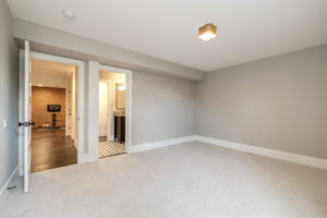 00122_M1A2393_4_5_6_2333 Trott Ave, Vienna, VA 22181 Rebecca Rushforth