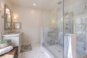 00109_M1A2856_7_8_9_2333 Trott Ave, Vienna, VA 22181 Rebecca Rushforth