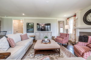 00052_M1A2578_79_80_81_2333 Trott Ave, Vienna, VA 22181 Rebecca Rushforth