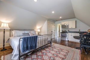 00141_M1A2901_2_3_4_2333 Trott Ave, Vienna, VA 22181 Rebecca Rushforth