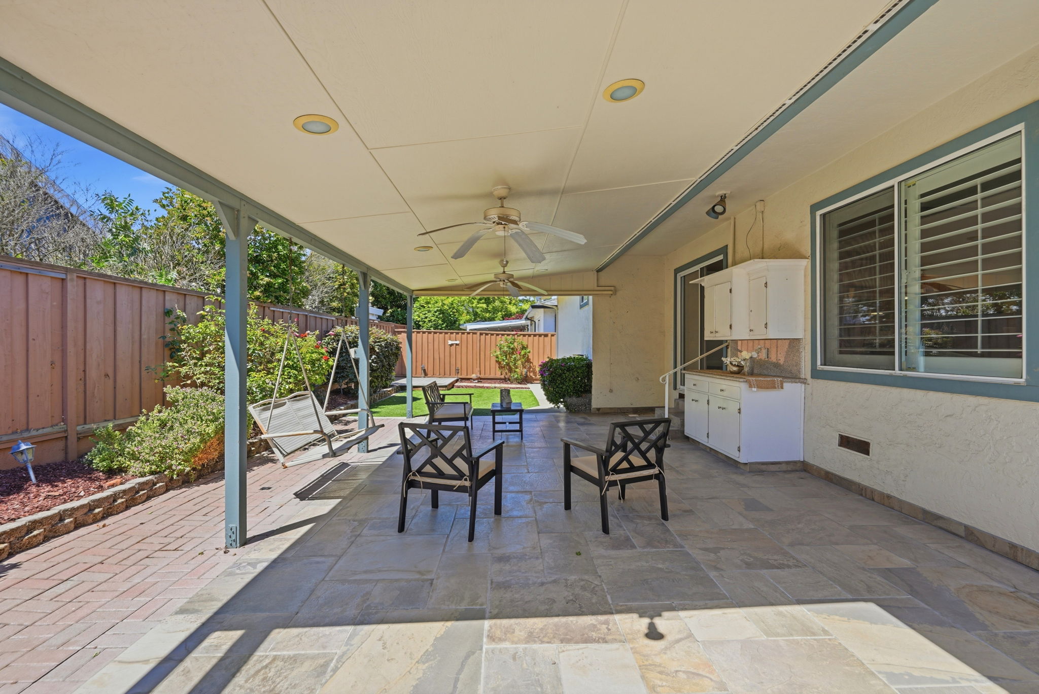 031_F8_2334 Ramona St
