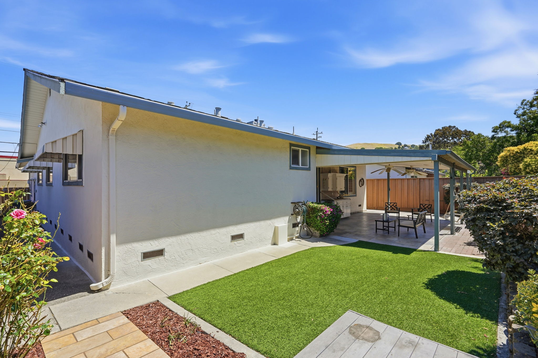 034_F8_2334 Ramona St