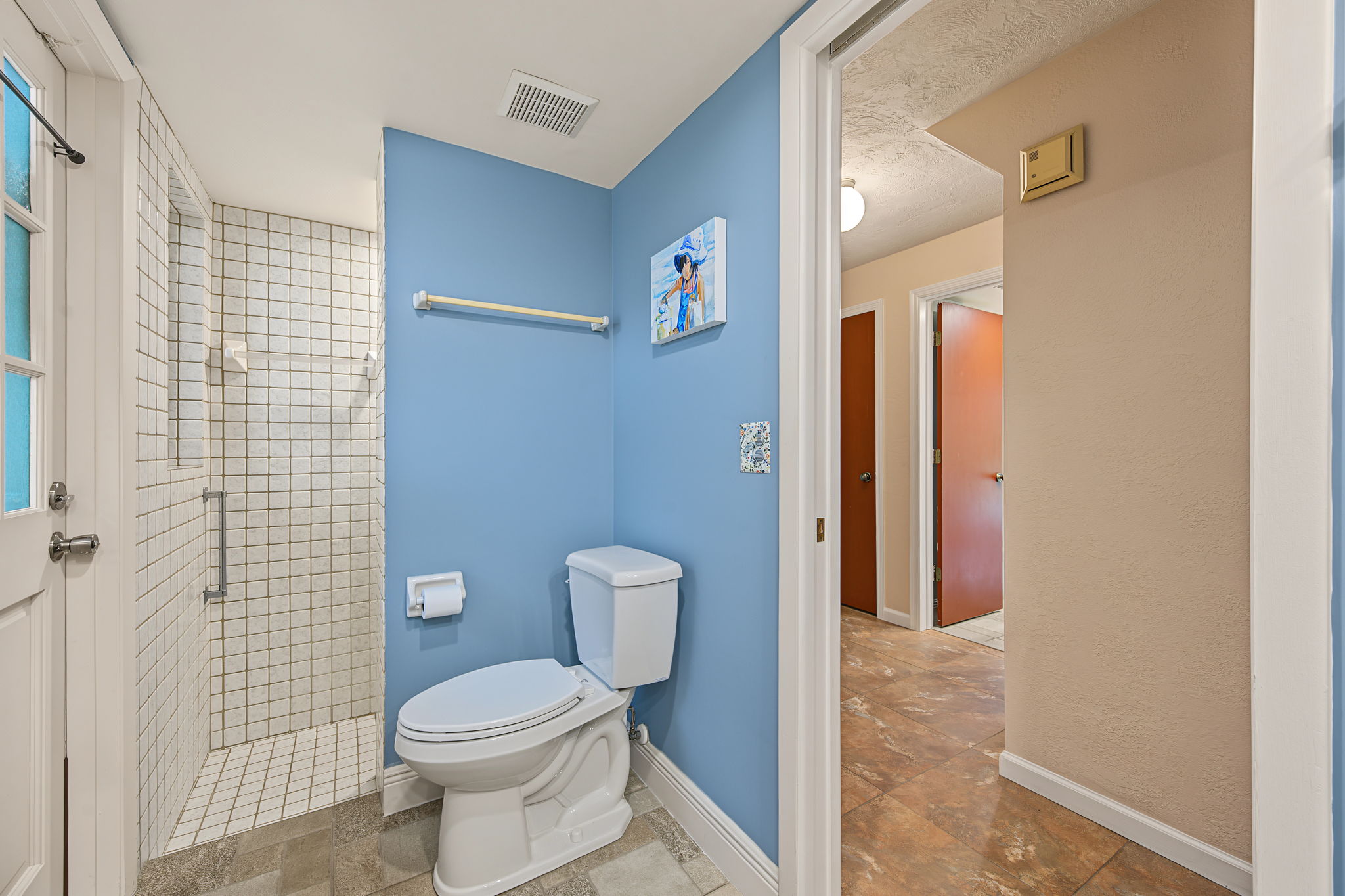 Bathroom3b