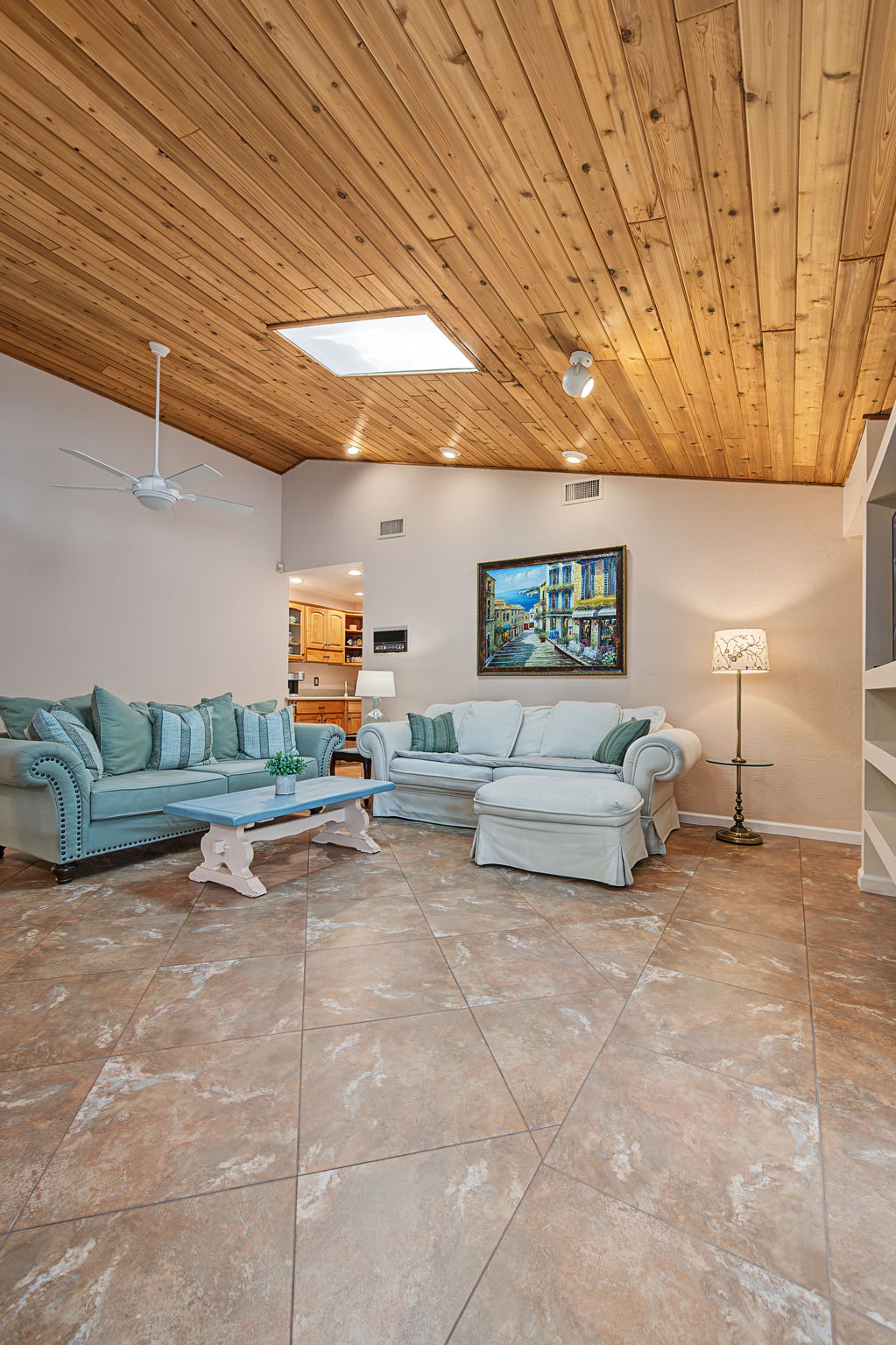 Family Room4
