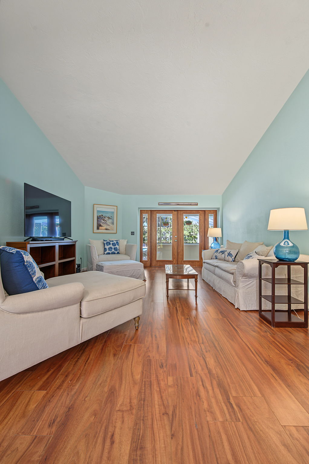 Living Room2