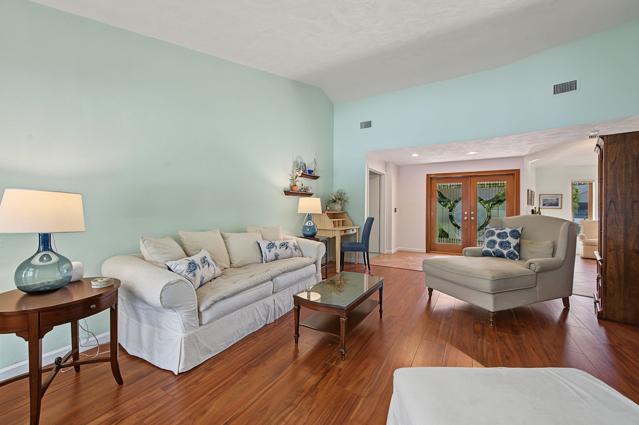 Living Room4