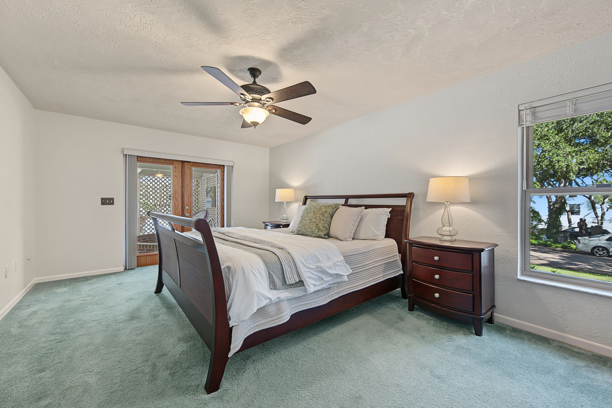 Primary Bedroom1a