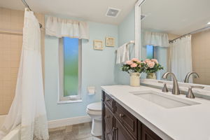Bathroom2