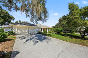 Front Exterior11