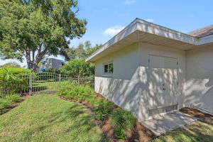 Side Exterior Storage