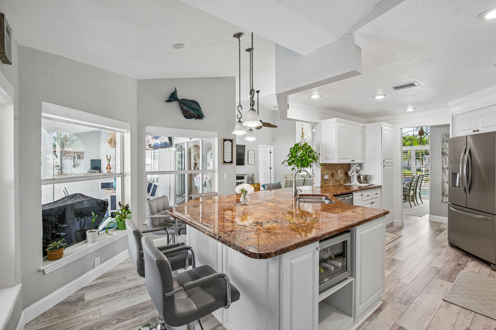 Painter Ave-S2410-014.jpg