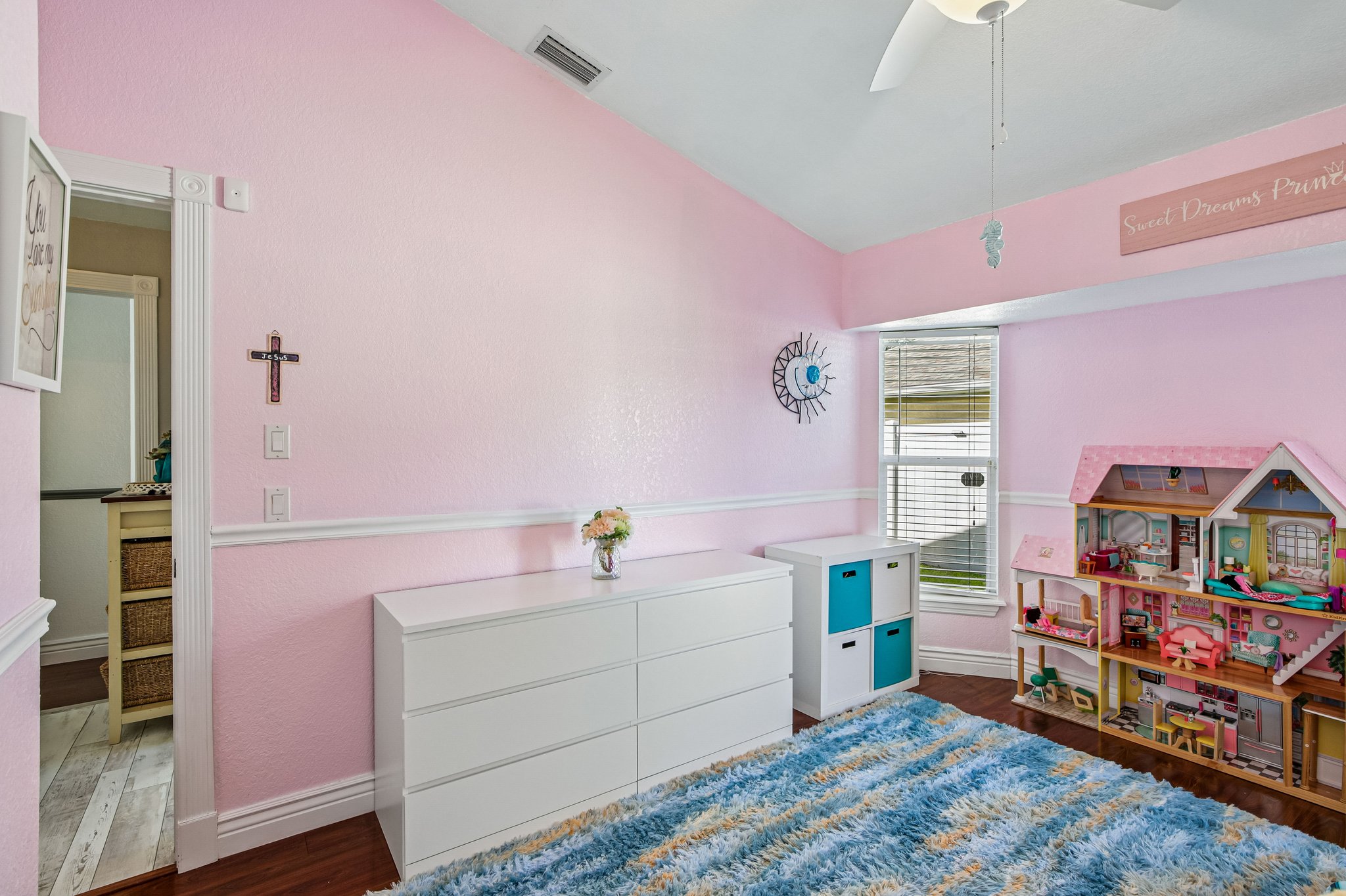 Painter Ave-S2410-042.jpg