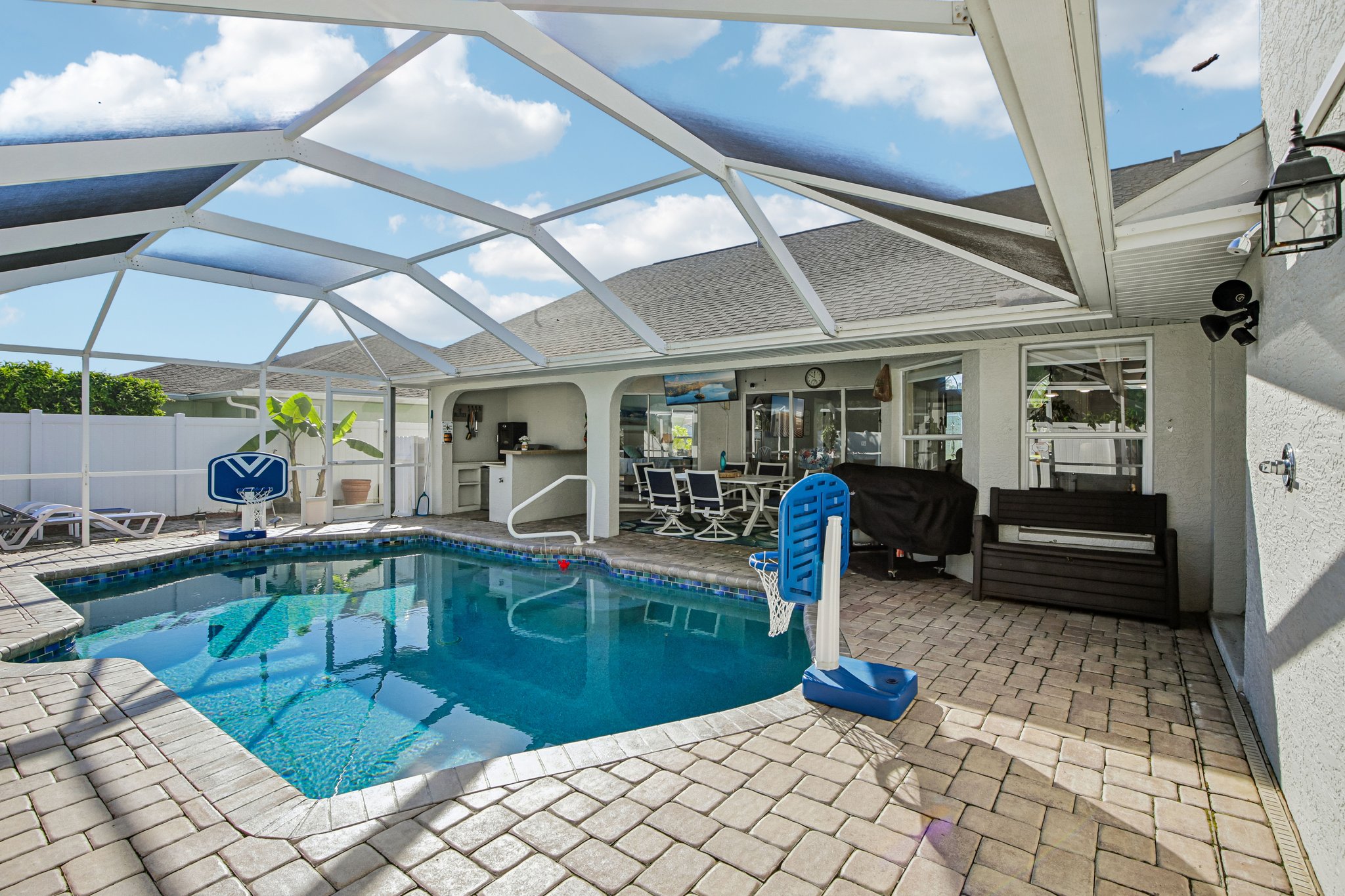 Painter Ave-S2410-047.jpg