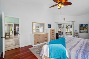 Painter Ave-S2410-021.jpg