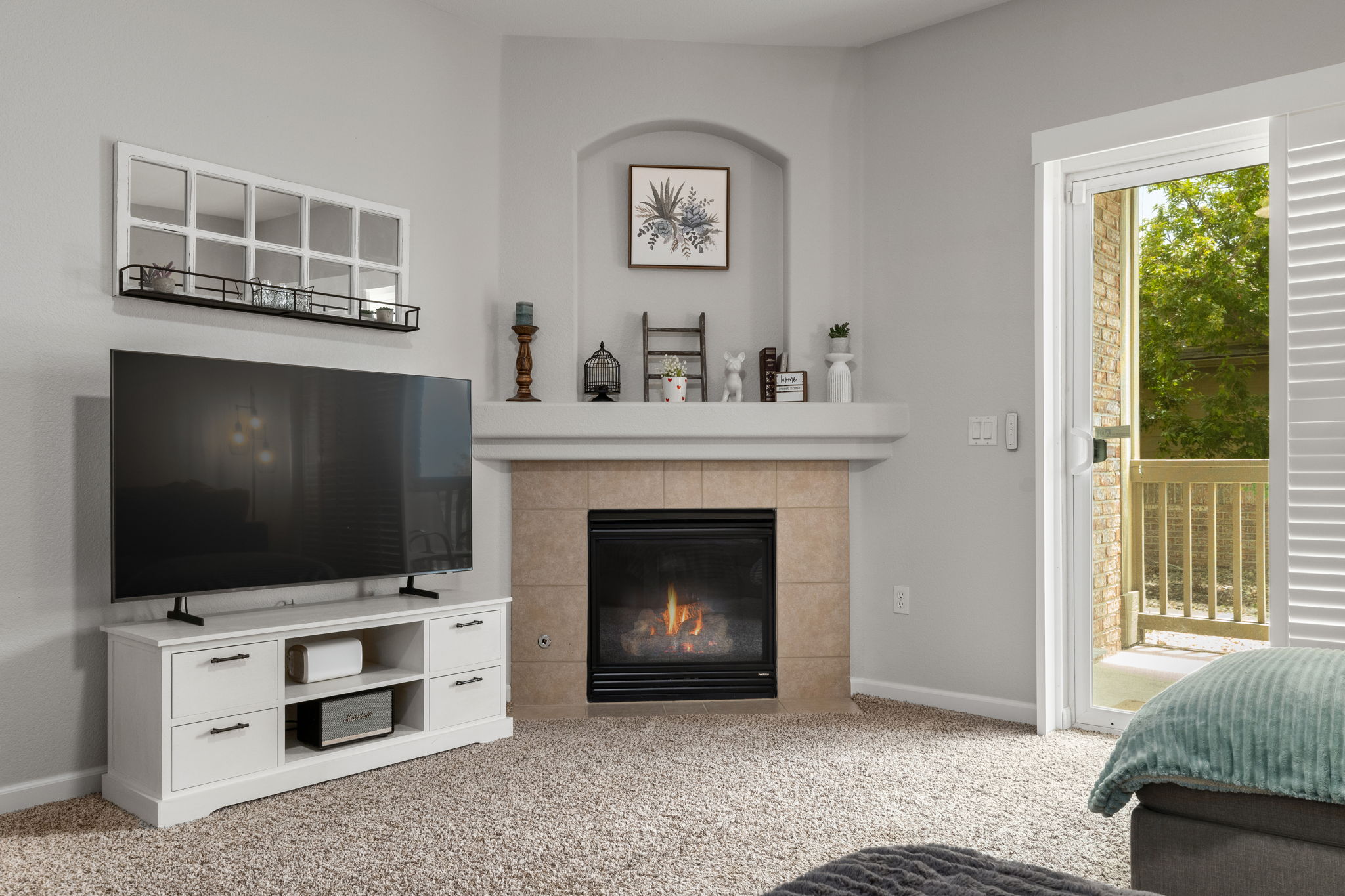 Living Room 4