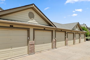 Garage 2