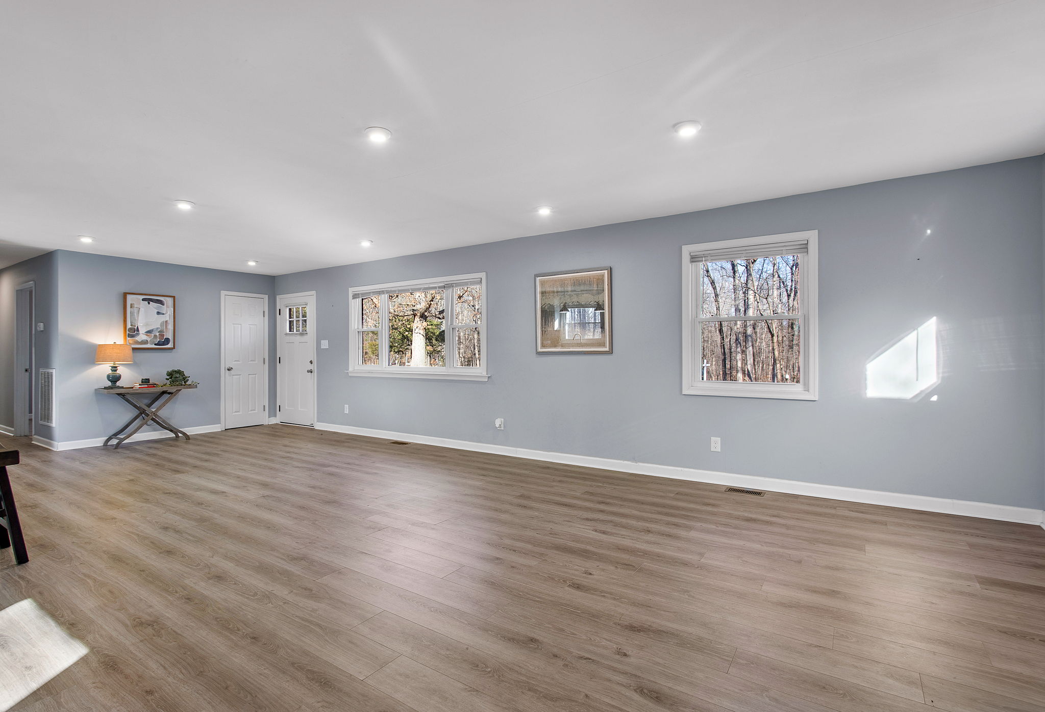 08-Living Room