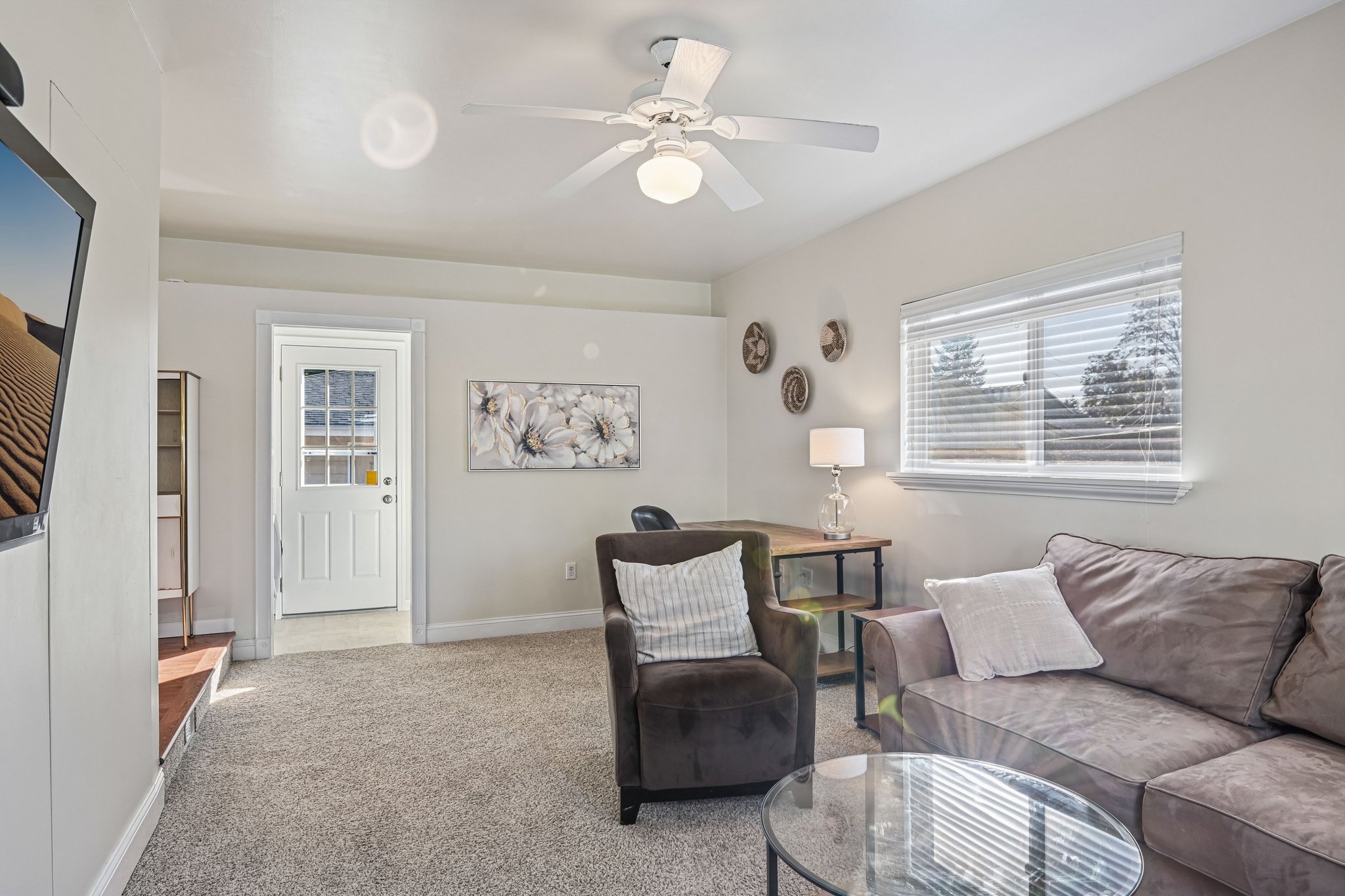 NE 12th St-S1610-024.jpg
