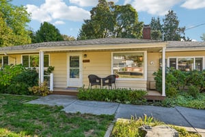 NE 12th St-S1610-006.jpg