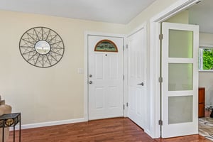 NE 12th St-S1610-007.jpg