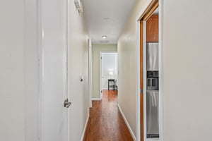 NE 12th St-S1610-026.jpg