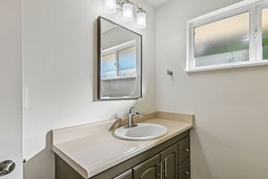 NE 12th St-S1610-029.jpg