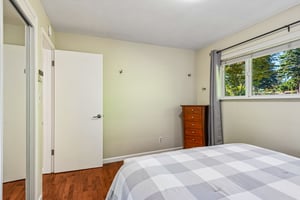 NE 12th St-S1610-036.jpg