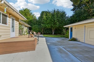 NE 12th St-S1610-040.jpg