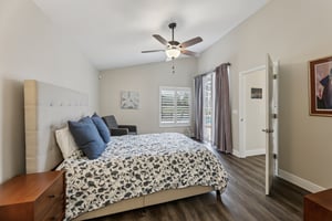 Runyon Ct-S0212-018.jpg