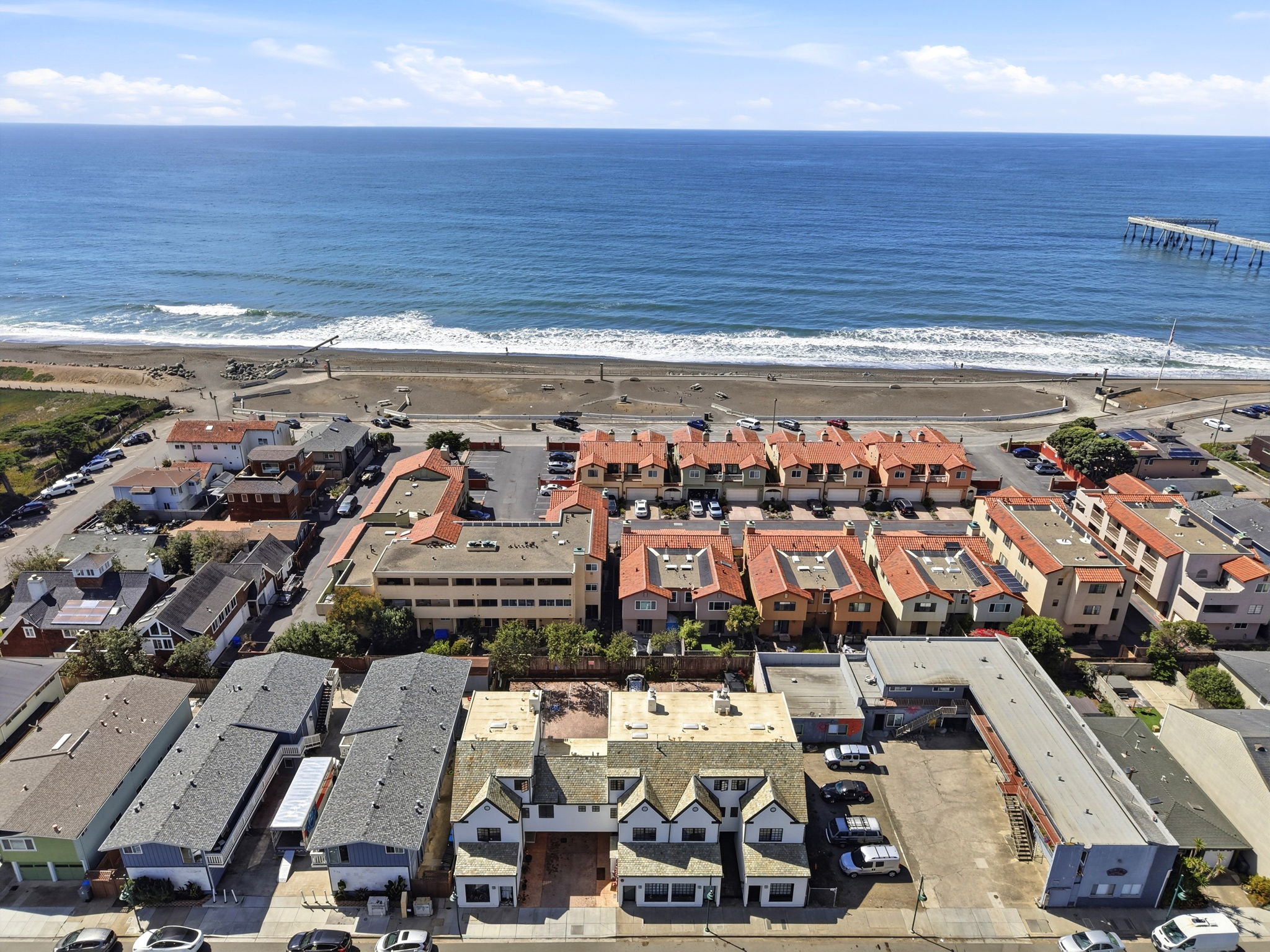 013_F8_AERIAL_2338 Palmetto Ave
