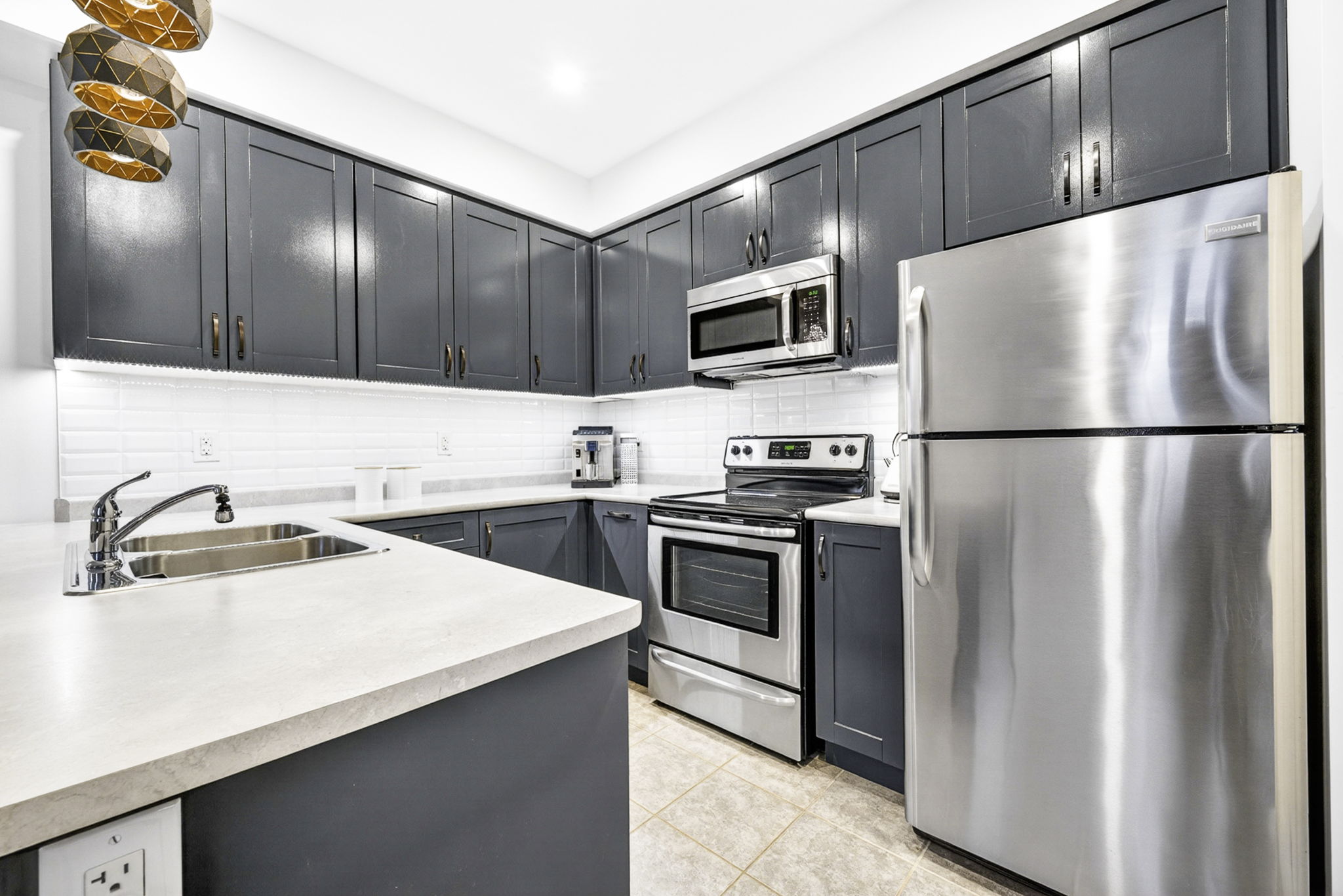 2338 Taunton Rd #212, Oakville, ON L6H 0L3, Canada Photo 17