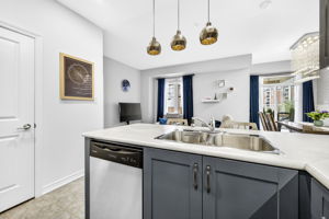 2338 Taunton Rd #212, Oakville, ON L6H 0L3, Canada Photo 19