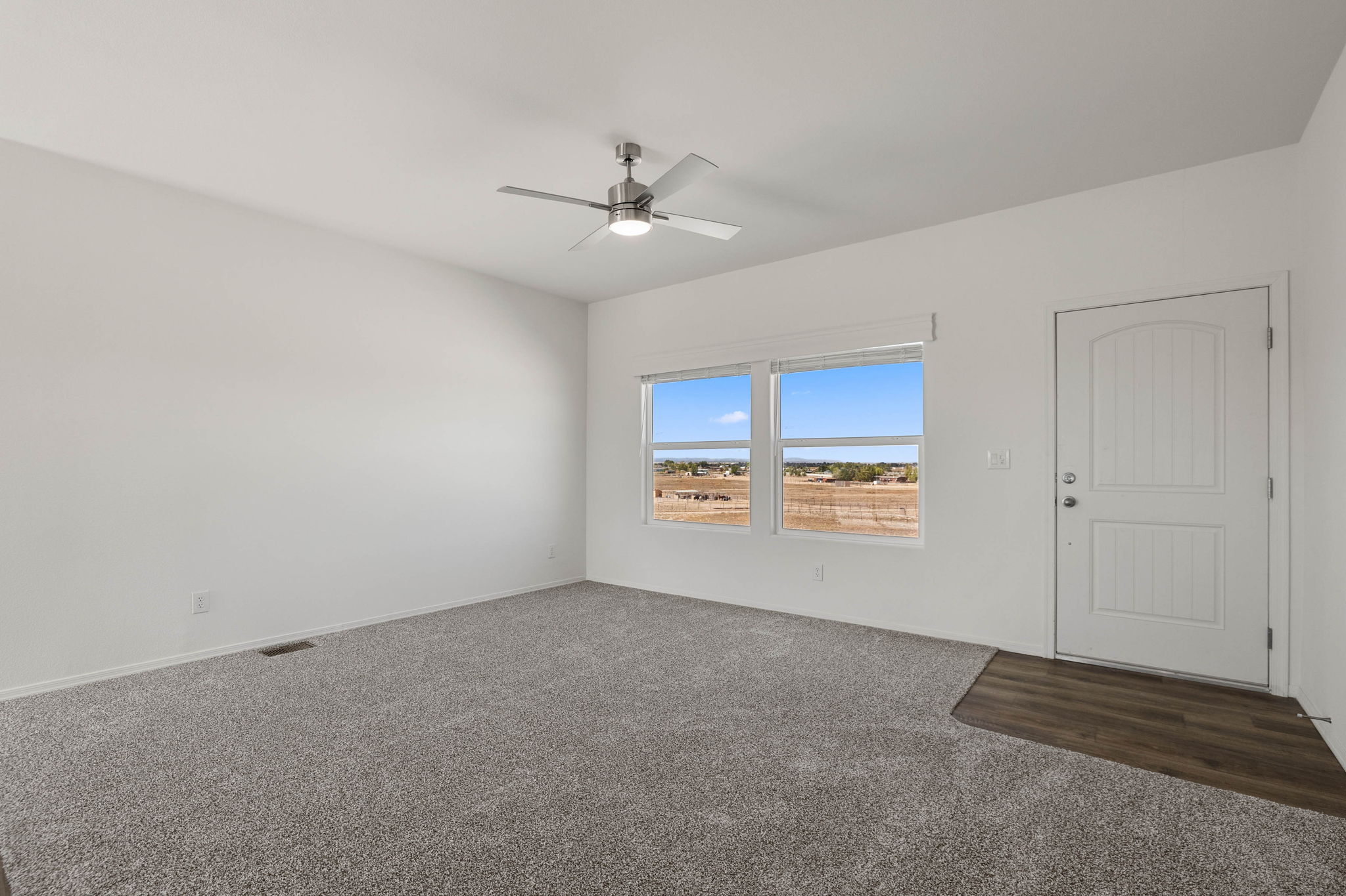 Living Room (2)