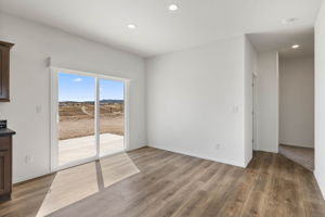 Dining Room (1)