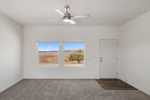Living Room (5)
