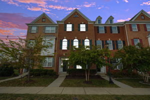  Photo 0