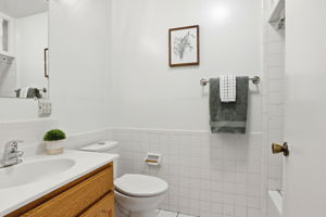  Photo 34