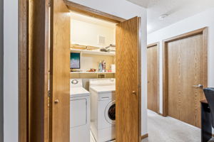 24_Interior