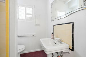  Photo 38