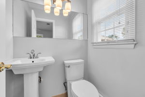  Photo 40