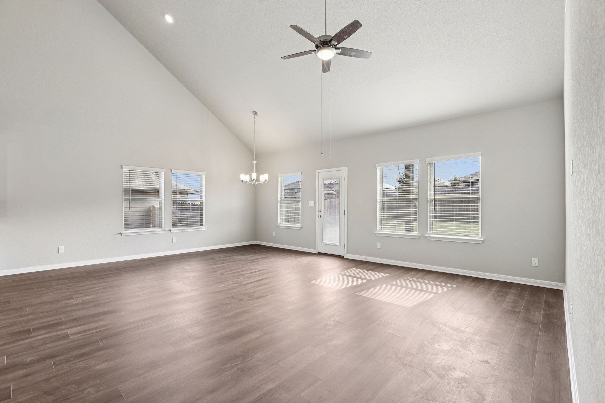 San Antonio East - Legendary Trails - 234 Cherry Creek Schertz TX 78108 - 012