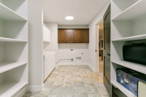 2nd Laundry & Storage