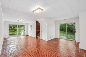 Duxbury Rd-S0507-044.jpg