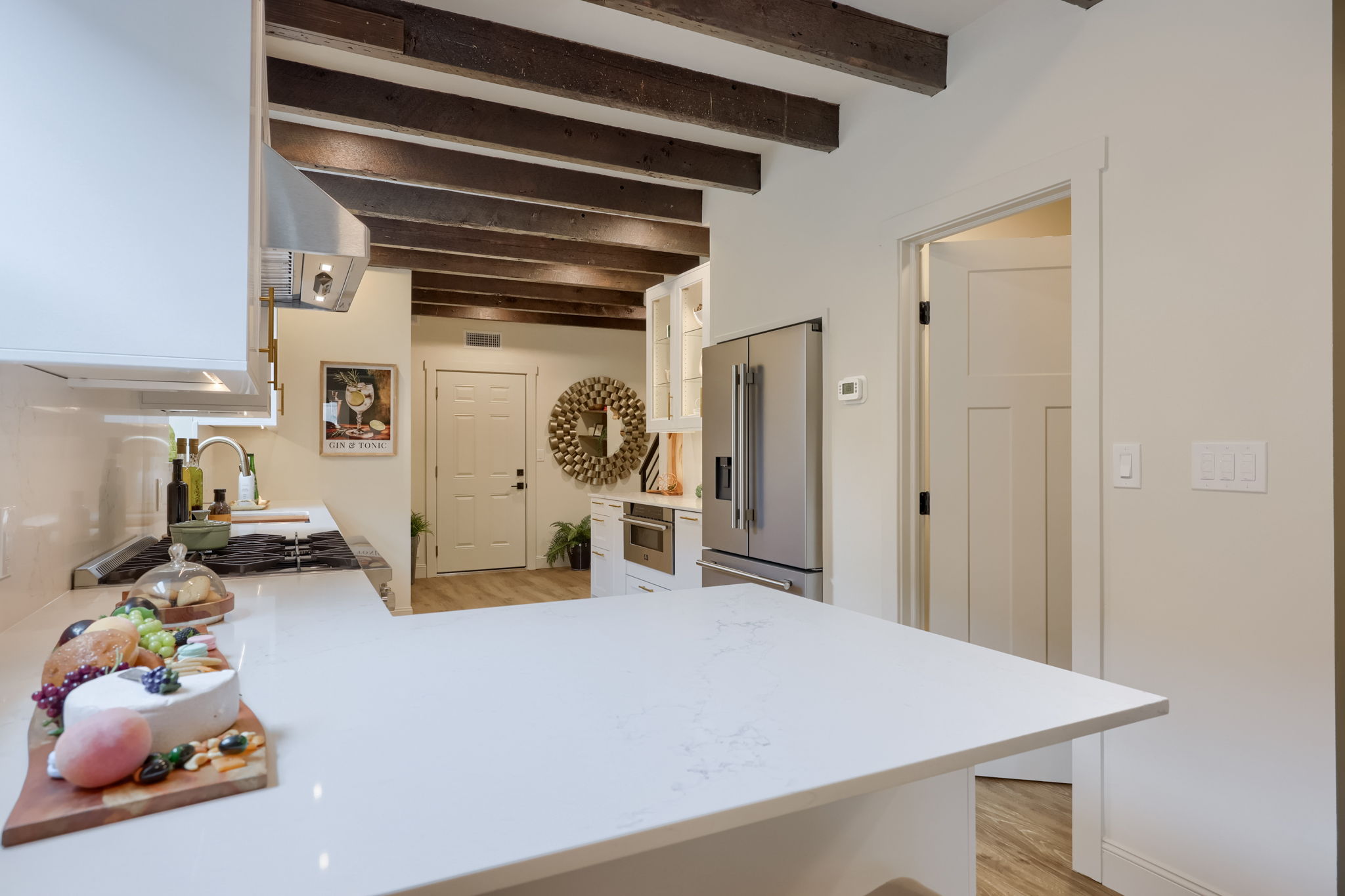  Photo 29