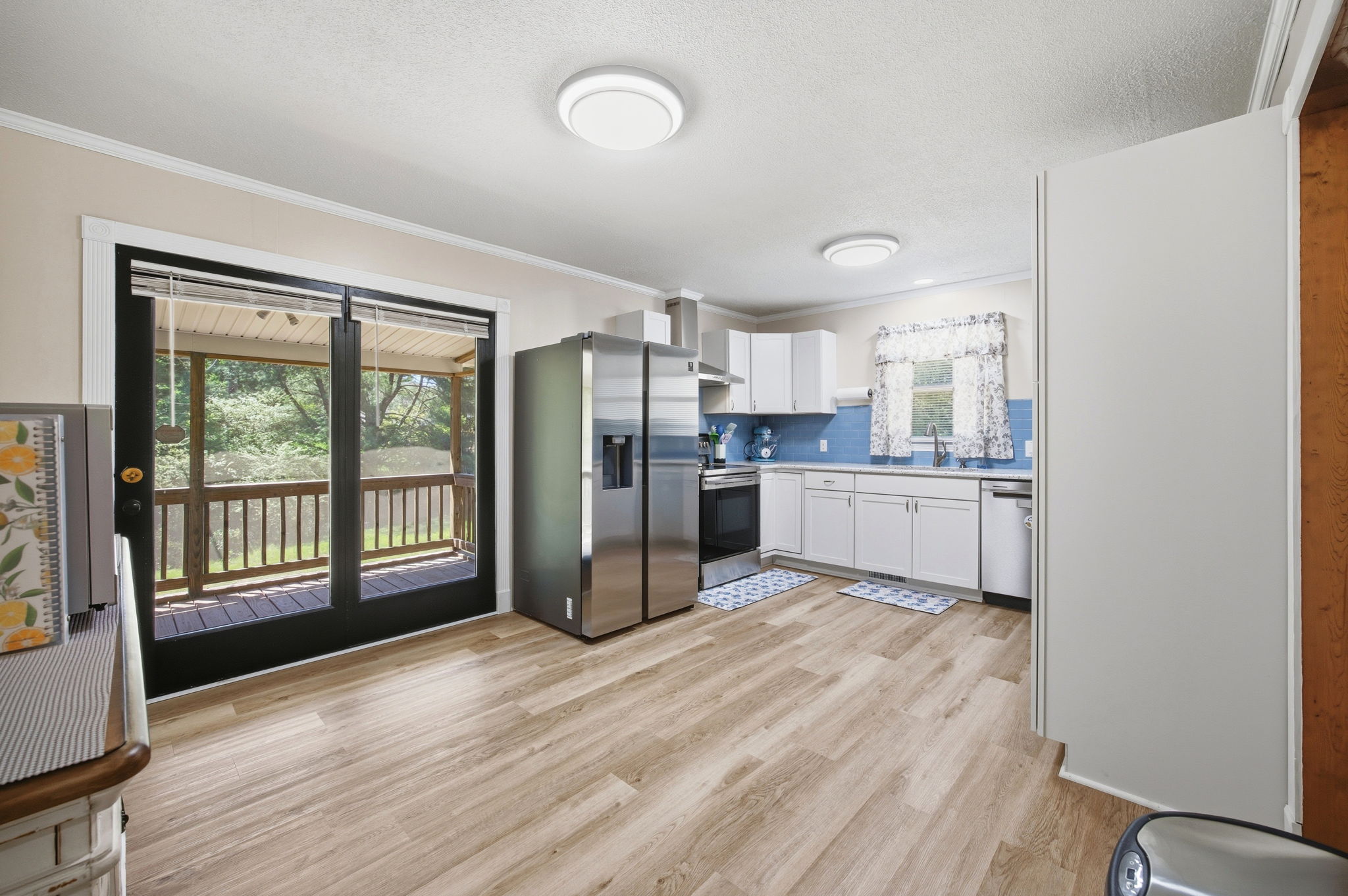  Photo 34