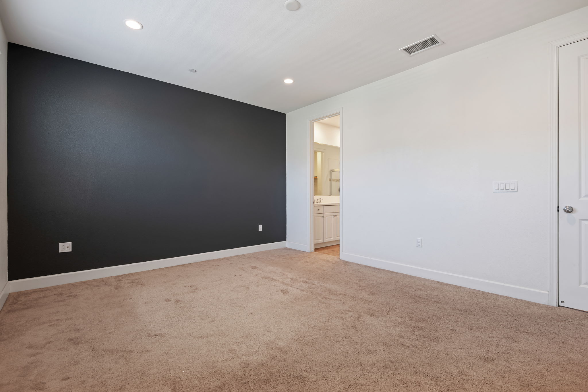 21 - Primary Bedroom