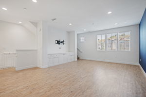 11 - Living Room
